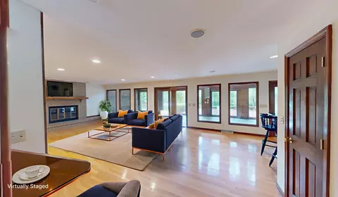 Living - 1201 S Johnmeyer Ln, Columbia, MO 65203 photo 3 of 13