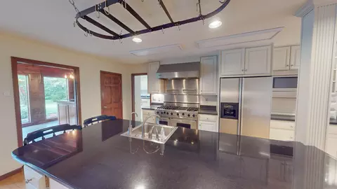 Kitchen - 1201 S Johnmeyer Ln, Columbia, MO 65203 photo 3 of 13