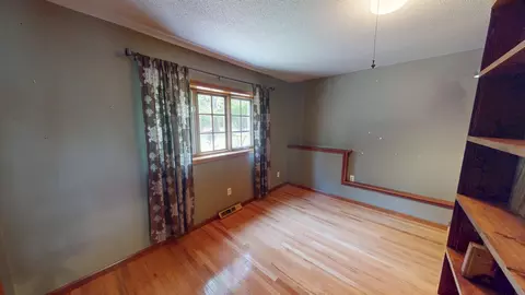 Bedroom - 1201 S Johnmeyer Ln, Columbia, MO 65203 photo 5 of 23