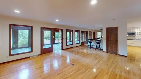Living - 1201 S Johnmeyer Ln, Columbia, MO 65203 photo 13 of 13