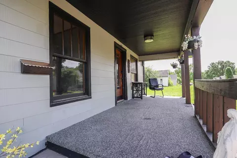 Exterior - 409 E Sedgwick St, Brookfield, MO 64628 photo 2 of 7