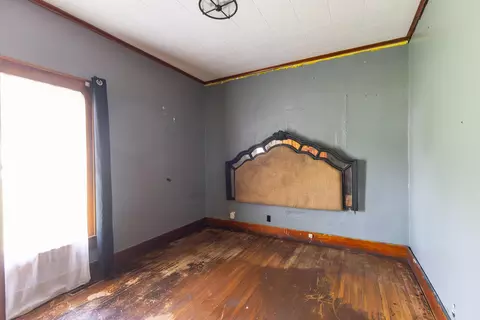 Bedroom - 409 E Sedgwick St, Brookfield, MO 64628 photo 3 of 4
