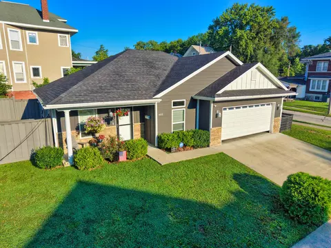 Exterior - 403 Epperson, Moberly, MO 65270 photo 2 of 2