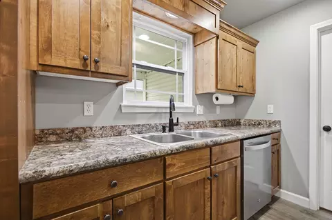 Kitchen - 307 Dover Dr, Holts Summit, MO 65043 photo 2 of 2