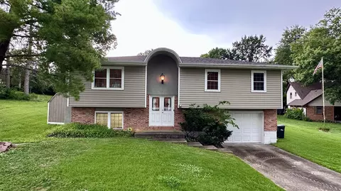 2616 Pine Dr, Columbia, MO 65202 photo 3
