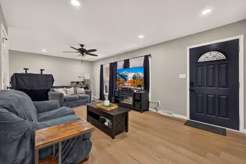 Other - 708 S Summit Dr, Holts Summit, MO 65043 photo 2 of 10