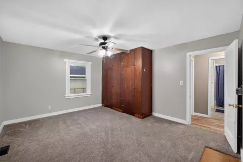 Bedroom - 515 E Booth St, Centralia, MO 65240 photo 3 of 9