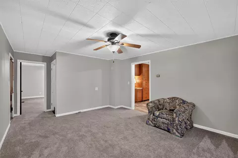 Living - 515 E Booth St, Centralia, MO 65240 photo 1 of 2