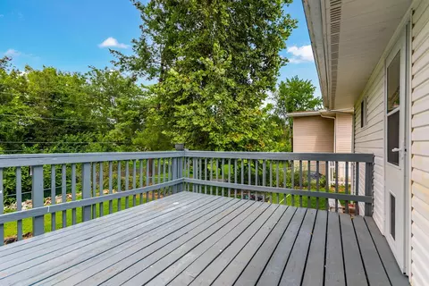 Exterior - 7 E Alhambra Dr, Columbia, MO 65203 photo 1 of 4