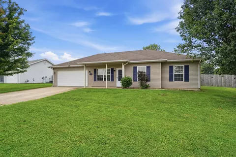 Exterior - 235 E Murphy Dr, Columbia, MO 65202 photo 2 of 4