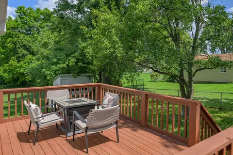 Exterior - 11812 Pine St, Centertown, MO 65023 photo 5 of 8