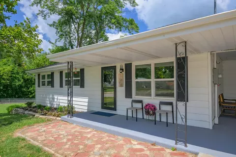 Exterior - 11812 Pine St, Centertown, MO 65023 photo 1 of 8