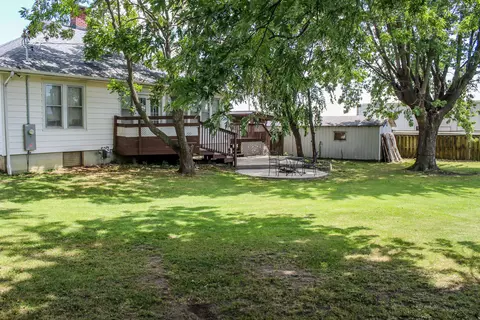 Exterior - 107 N Leeds Ave, Eldon, MO 65026 photo 4 of 7
