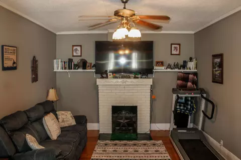 Other - 107 N Leeds Ave, Eldon, MO 65026 photo 1 of 7
