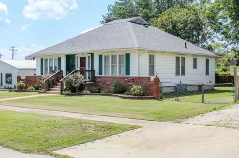 Exterior - 107 N Leeds Ave, Eldon, MO 65026 photo 7 of 7