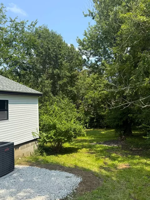 Exterior - 1504 Monroe St, Fulton, MO 65251 photo 5 of 5