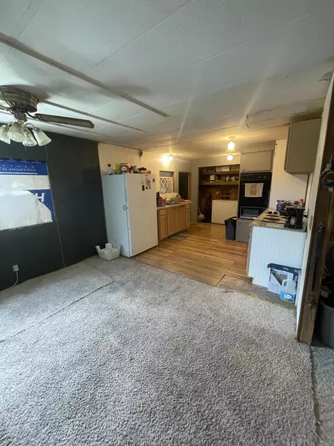 Kitchen - 38763 Salisbury Rd, Salisbury, MO 65281 photo 1 of 1