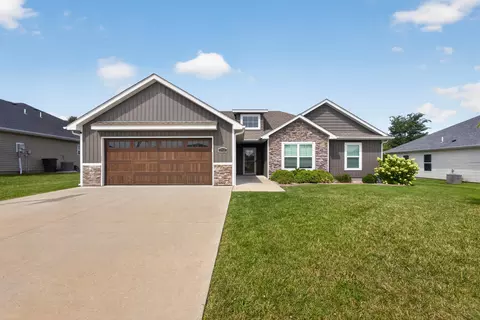 14659 Mettler Dr, Hallsville, MO 65255
