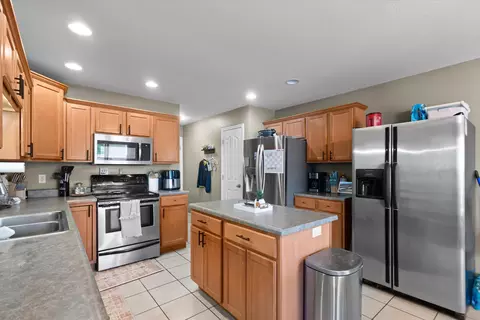 Kitchen - 5501 Gemstone Way, Columbia, MO 65202 photo 3 of 3