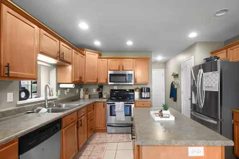 Kitchen - 5501 Gemstone Way, Columbia, MO 65202 photo 1 of 3