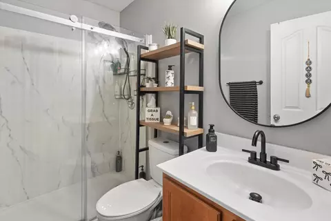 Bath - 5501 Gemstone Way, Columbia, MO 65202 photo 2 of 2