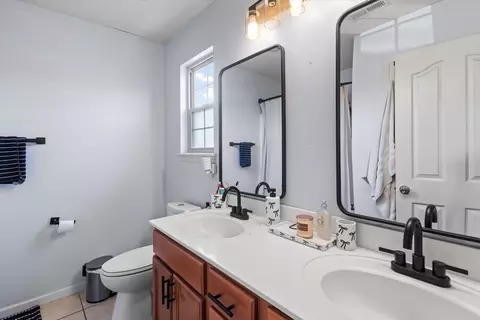 Bath - 5501 Gemstone Way, Columbia, MO 65202 photo 1 of 2