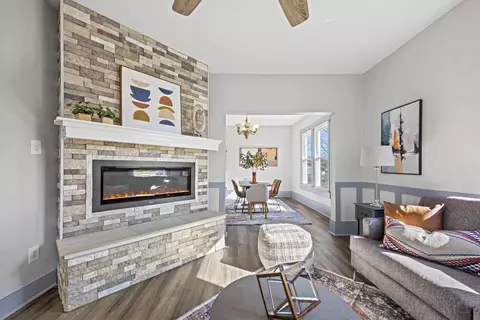Living - 1012 N Bluff St, Fulton, MO 65251 photo 2 of 2