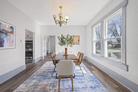 Dining - 1012 N Bluff St, Fulton, MO 65251 photo 2 of 3