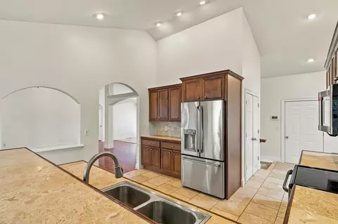 Kitchen - 508 Middleton Dr, Ashland, MO 65010 photo 2 of 5