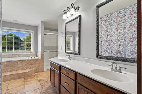 Bath - 508 Middleton Dr, Ashland, MO 65010 photo 1 of 5
