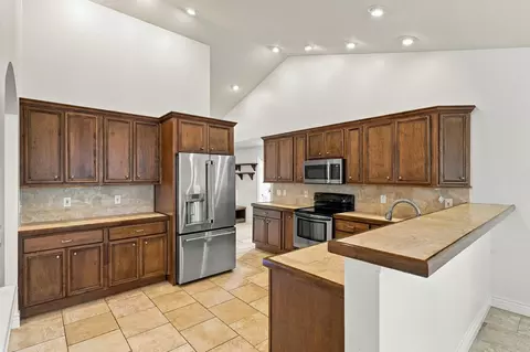 Kitchen - 508 Middleton Dr, Ashland, MO 65010 photo 1 of 5