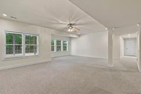Living - 508 Middleton Dr, Ashland, MO 65010 photo 9 of 14