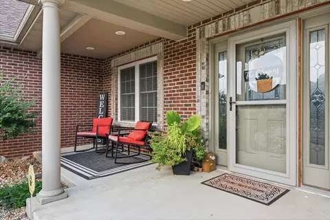 Exterior - 508 Middleton Dr, Ashland, MO 65010 photo 2 of 8