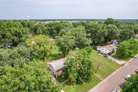 View/Area - 1002 Randall Ln, Fulton, MO 65251 photo 4 of 4