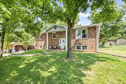 Exterior - 1002 Randall Ln, Fulton, MO 65251 photo 8 of 8