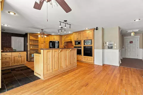 Kitchen - 12000 N Rte N, Columbia, MO 65203 photo 2 of 9