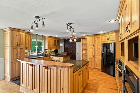 Kitchen - 12000 N Rte N, Columbia, MO 65203 photo 4 of 9