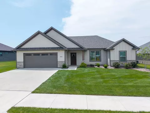 1017 Spyglass Ct, Columbia, MO 65201