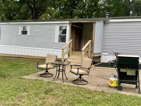 Exterior - 167 County Road 138, Higbee, MO 65257 photo 2 of 6