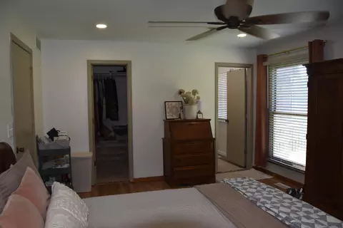 Bedroom - 1850 E Trails End Rd, Sturgeon, MO 65284 photo 14 of 23