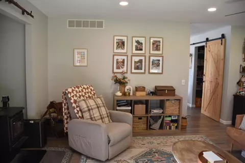 Living - 1850 E Trails End Rd, Sturgeon, MO 65284 photo 3 of 6