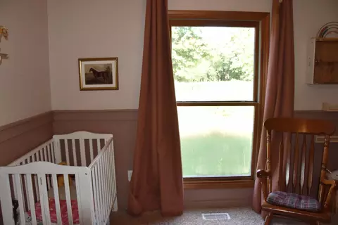 Bedroom - 1850 E Trails End Rd, Sturgeon, MO 65284 photo 16 of 23