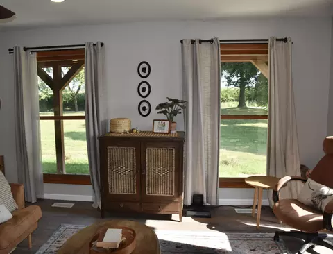 Living - 1850 E Trails End Rd, Sturgeon, MO 65284 photo 2 of 6