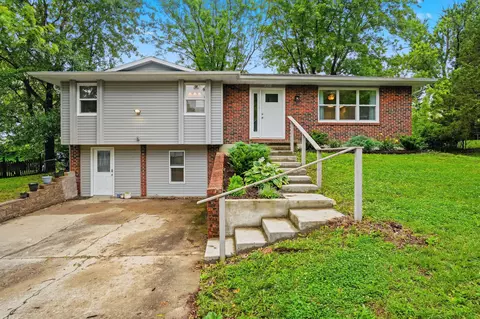 2300 N Hawthorn Dr, Columbia, MO 65202