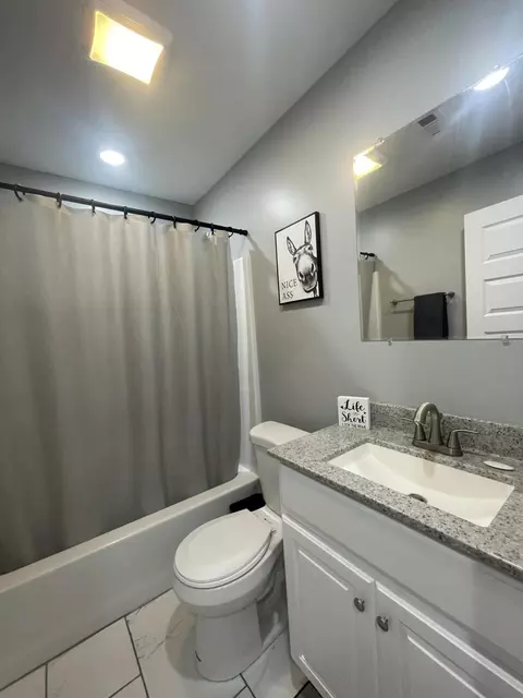 Bath - 503 Bradley St, Auxvasse, MO 65231 photo 5 of 7