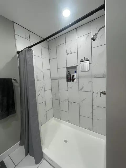 Bath - 503 Bradley St, Auxvasse, MO 65231 photo 4 of 7