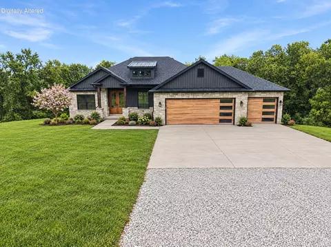 8944 N Highway Vv, Columbia, MO 65202