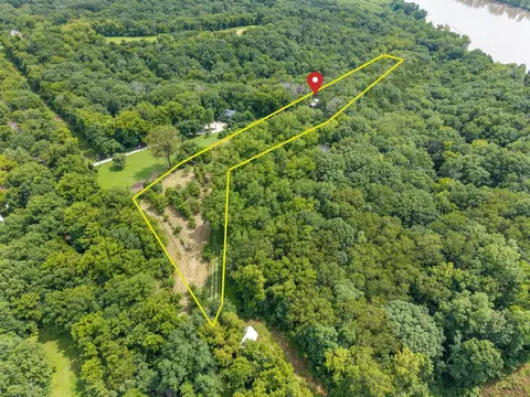 2553 S Roby Farm Rd, Rocheport, MO 65279
