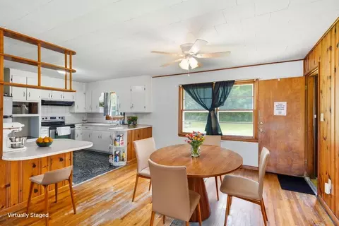 Dining - 906 E Morningside Dr, Fulton, MO 65251 photo 1 of 1