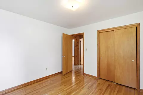 Bedroom - 906 E Morningside Dr, Fulton, MO 65251 photo 6 of 7
